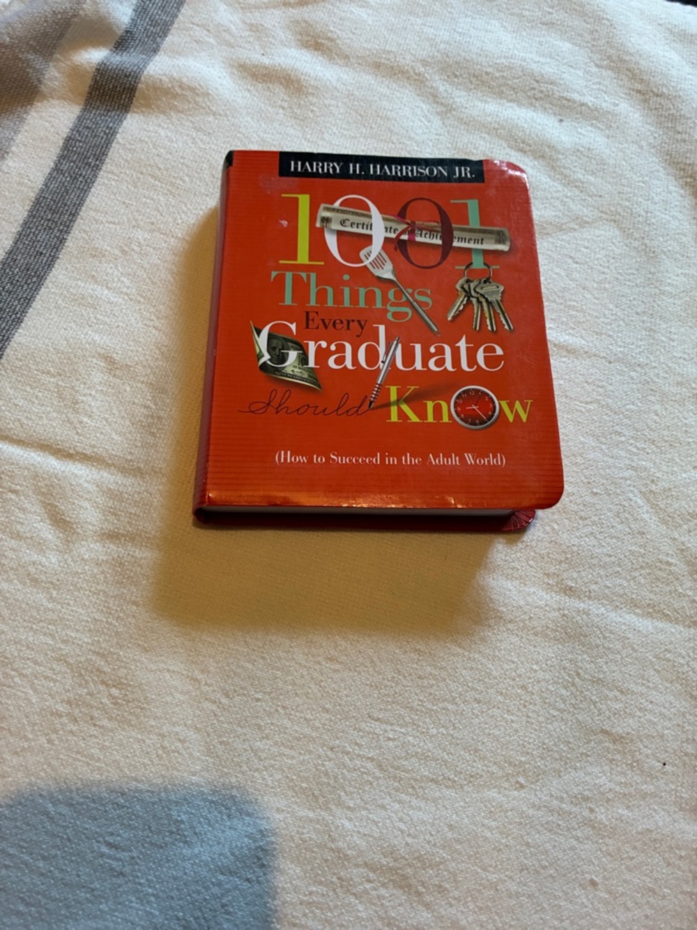 - 100 Things Every Graduate Should Know (Red)